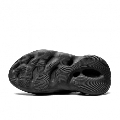 Слипоны Adidas Yeezy Foam RNNR Onyx